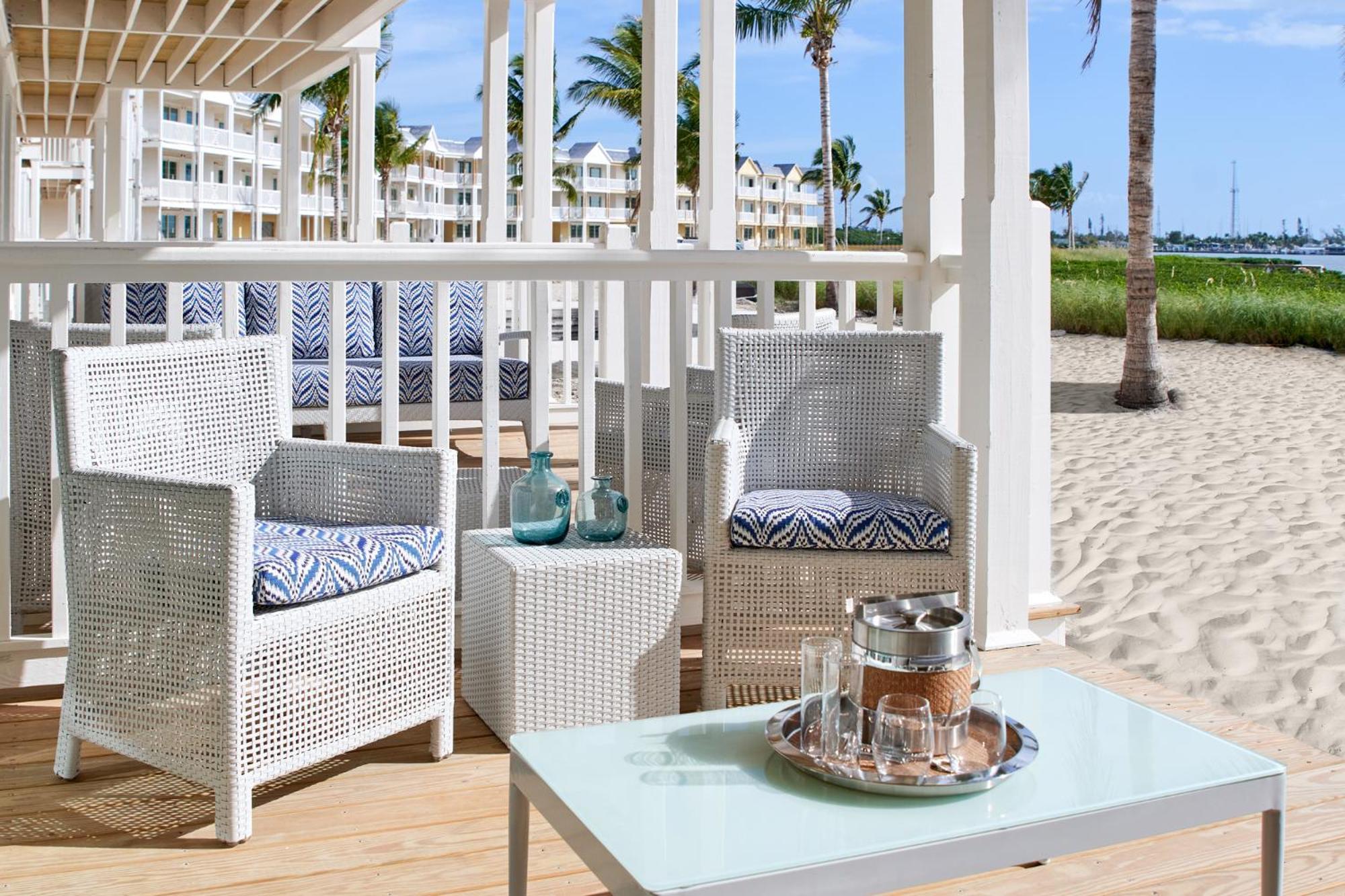 Oceanfront Veranda Two Bedroom Guestroom Two Queens Primary or One King room