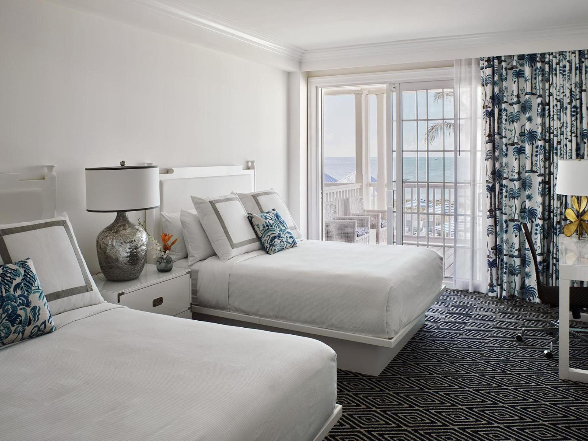 Oceanfront Balcony One Bedroom Queen Suite Kitchenette